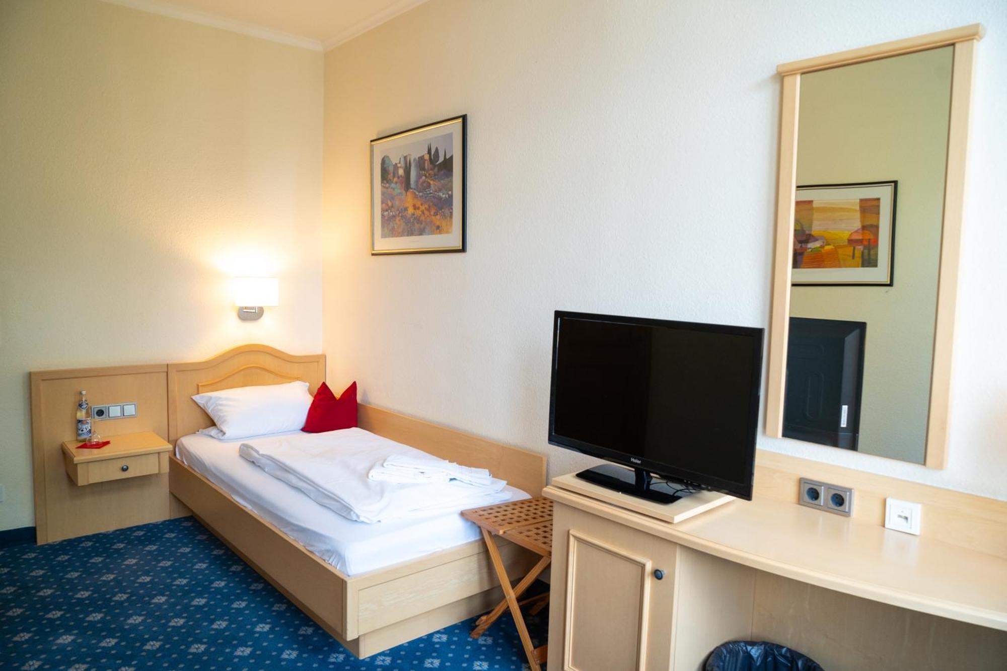 Bischofshof Braustuben Hotel Regensburg Exterior photo